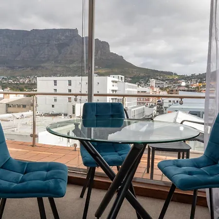 Cbd Loft With Mountain View, Balcony, Aircon, Parking Appartement Kaapstad Buitenkant foto