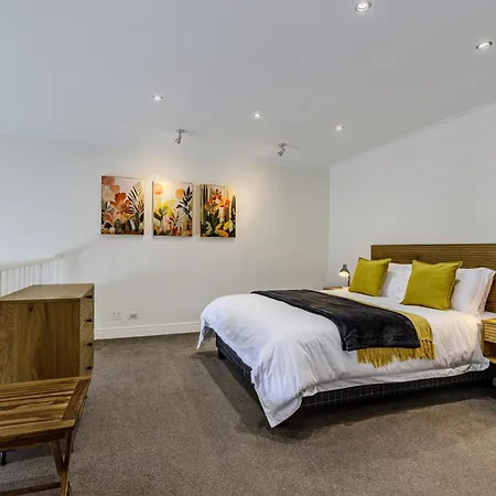 Cbd Loft With Mountain View, Balcony, Aircon, Parking Appartement Kaapstad Buitenkant foto