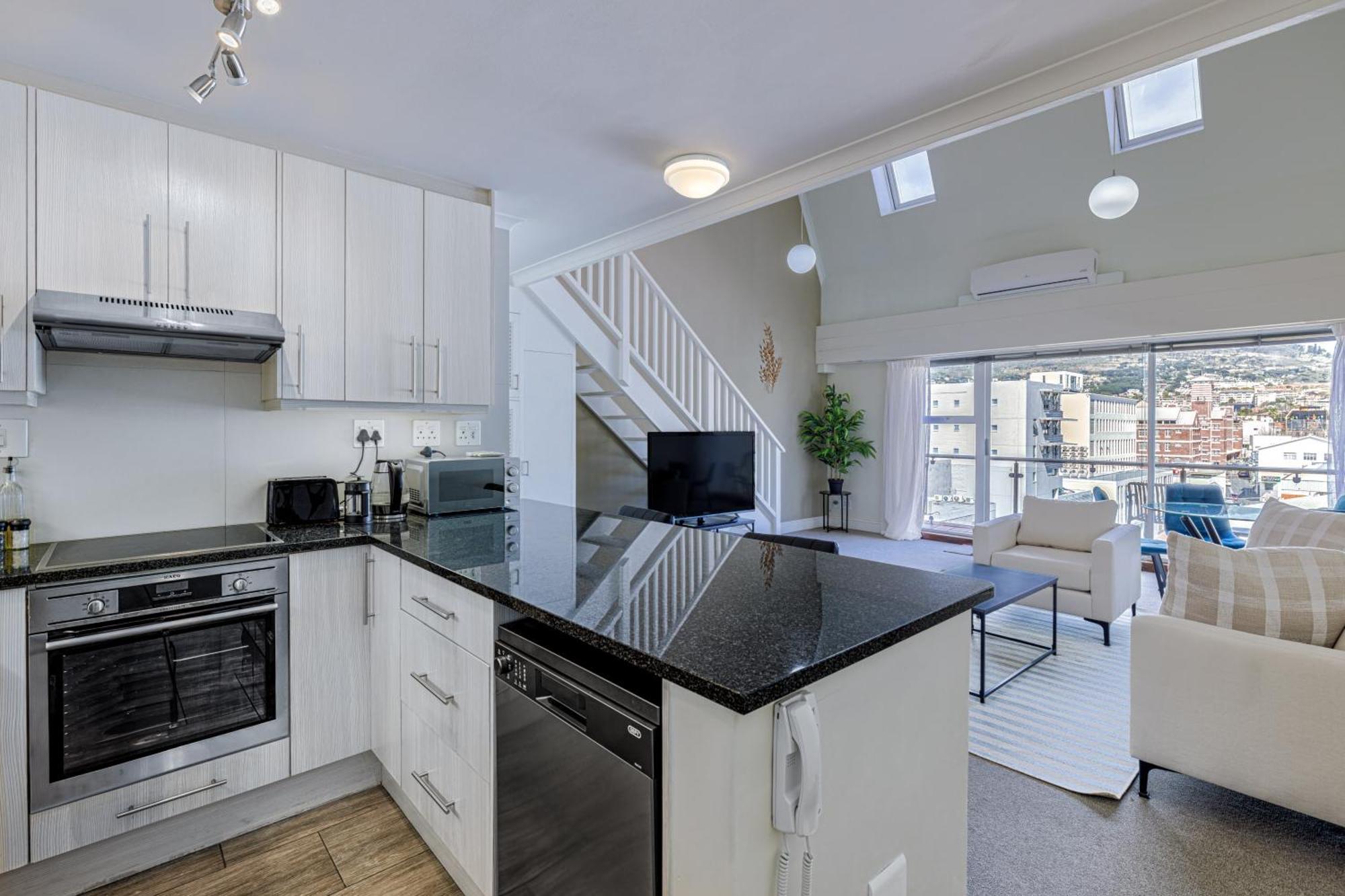 Appartement Cbd Loft With Mountain View, Balcony, Aircon, Parking